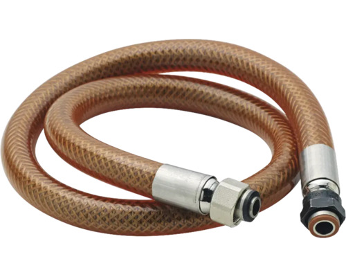 Tuyau de raccordement brun renforcé de fibres avec des raccords en métal et en plastique.