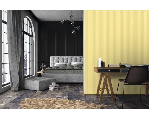 Chambre à coucher avec lit, bureau et décoration