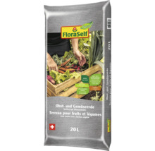 Sack Blumenerde für Obst und Gemüse mit dem FloraSelf Logo und einem Inhalt von 20 Litern