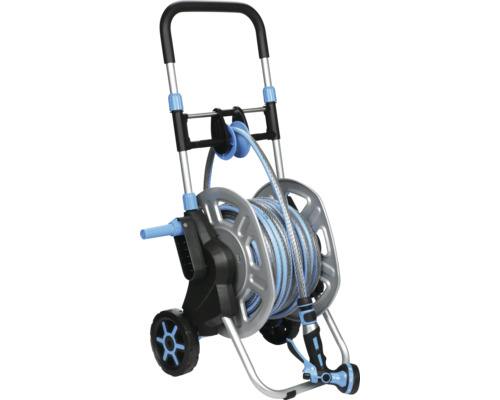 Gartenschlauchwagen mit Schlauch und Spritze