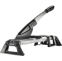 Coupe-stratifié wolfcraft avec poignée à levier et base stable.