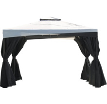 Pavillon avec rideaux