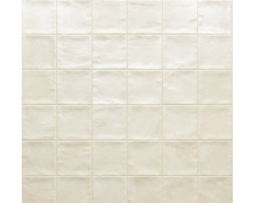 Quadratische Wandfliesen, keramisch, gefliest