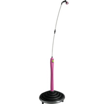 Mobile Gartendusche mit pinkfarbenem Griff und schwarzem Sockel