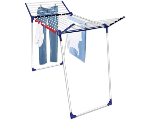 Séchoir à linge avec linge à sécher