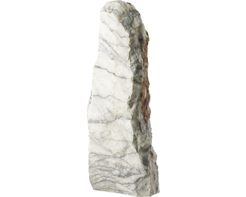 Dekorativer Naturstein-Monolith aus weißem Stein mit grauer Maserung für die Gartengestaltung.
