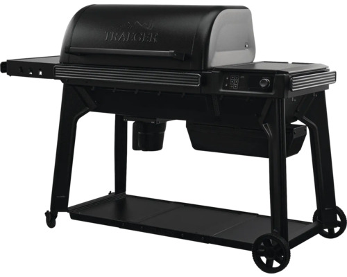 Grill Traeger avec étagères et roulettes