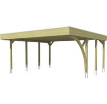 Carport en bois avec toit plat, soutenu par des poteaux avec des renforts courbes pour la stabilité.