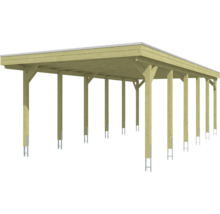 Grand carport en bois clair avec toit plat et supports de poteaux en métal.