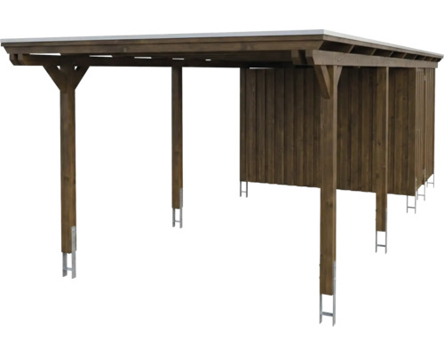 Carport en bois avec remise intégrée, toit en appentis et ancres de poteau en métal.