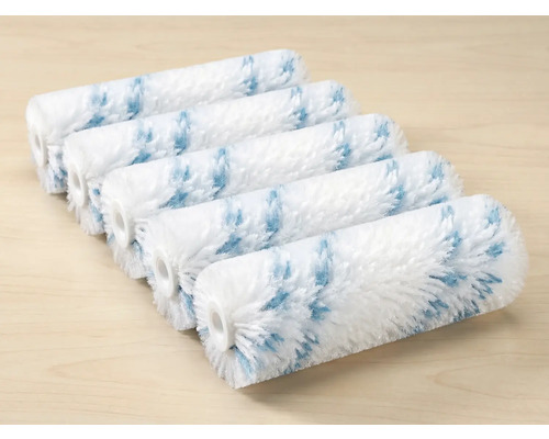 Fünf weisse Farbwalzen mit Musterung