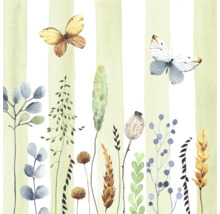 Aquarell-Illustration von Wiesenpflanzen, Gräsern und zwei Schmetterlingen vor einem gestreiften Hintergrund.