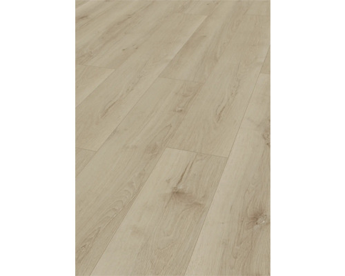 Laminatboden oder Vinylboden in Eichenoptik mit sichtbarer Holzmaserung und Astlöchern.