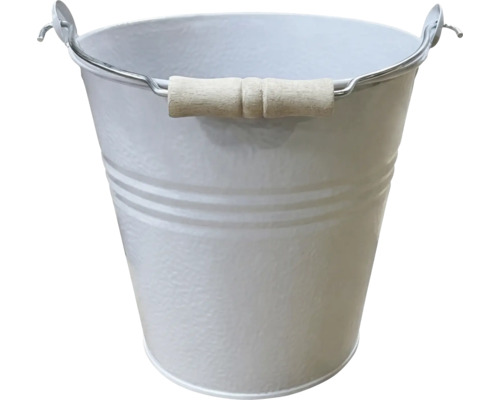 Weisser Metalleimer mit Holzgriff und horizontalen Rillen.