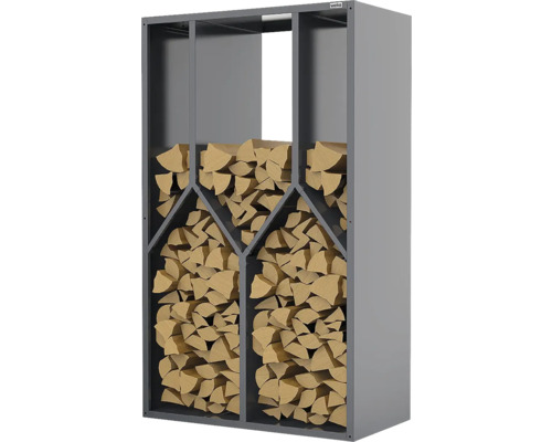 Range-bûches en métal gris, rempli de bois de chauffage dans plusieurs compartiments au design géométrique, Woka Logo.