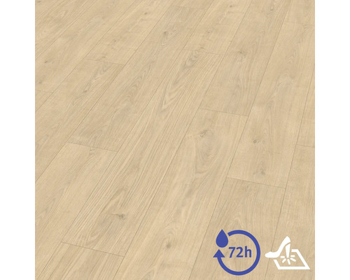 Laminatboden in Holzoptik mit Maserung, 72 Stunden Wasserresistenz und kratzbeständige Oberfläche.