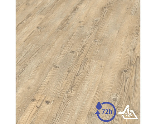 Sol stratifié avec aspect bois rustique et nœuds. Jusqu'à 72 heures de résistance à l'eau et adapté au nettoyage humide.