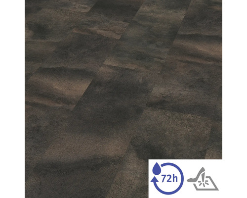 Revêtement de sol aspect pierre foncée, résistant à l'eau jusqu'à 72 heures et résistant aux chocs.