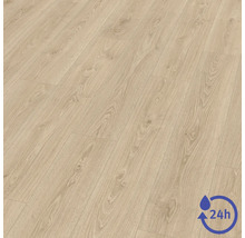 Revêtement de sol stratifié aspect bois avec veinage et nœuds, avec symbole de résistance à l'eau pendant 24 heures.