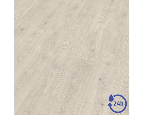 Revêtement de sol stratifié aspect bois clair avec veinage apparent et symbole de protection contre l'eau pendant 24 heures.