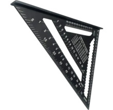 Schwarzer Zimmermannswinkel aus Metall mit weißen Skalen für Winkelmessungen in Grad und Längenmaße.