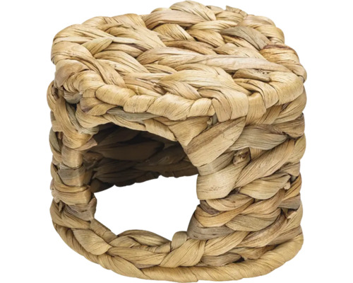 Kleintierhaus aus geflochtenem Naturmaterial in Höhlenform mit Eingang.