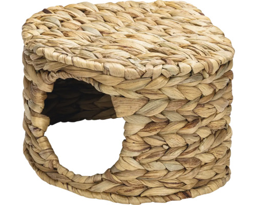 Kleintierhaus aus geflochtener Wasserhyazinthe mit rundem Eingang.