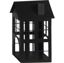 Lanterne noire en métal en forme de maison avec des découpes de fenêtres et une cheminée.