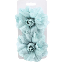 Deux fleurs artificielles en tissu bleu clair pour le bricolage et la décoration.