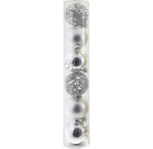Set aus silberfarbenen Weihnachtsbaumkugeln in einer transparenten Röhre mit glitzernden, matten und verzierten Oberflächen.