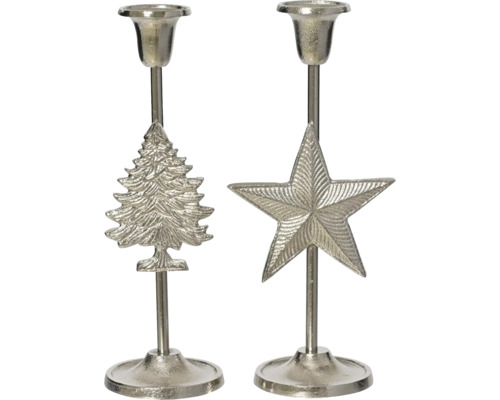 Zwei silberne Kerzenhalter aus Metall mit Weihnachtsbaum und Stern Motiv.