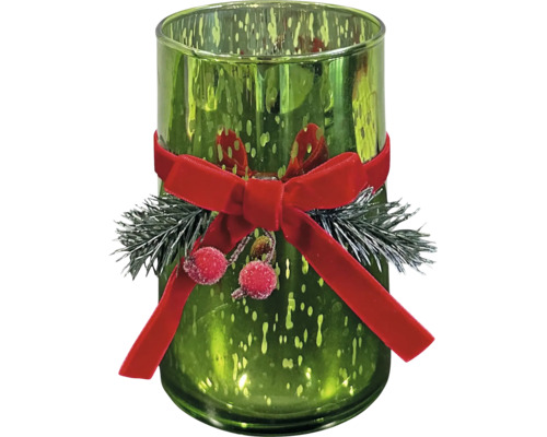 Grünes Windlicht aus Glas mit roter Samtschleife, künstlichen Tannenzweigen und Beeren.