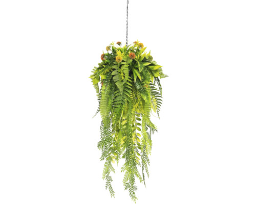 Künstliche Hängepflanze mit grünen Farnwedeln und orangefarbenen Blüten an einer Metallkette mit Haken.