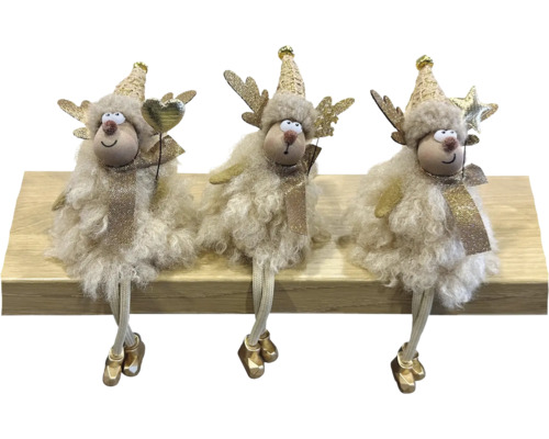 Drei weihnachtliche Kantenhocker in Rentieroptik mit Plüschkörper, Mützen und herabhängenden Beinen auf einer Holzkante.