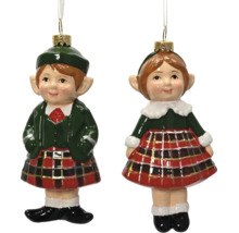 Weihnachtsbaumschmuck aus Glas in Form von zwei schottischen Elfen mit Kilts und Karomuster.