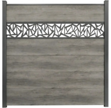 Panneau de clôture en composite bois-plastique aspect bois gris avec insert décoratif en métal et cadre en aluminium anthracite.