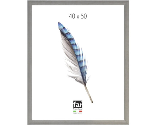 Grauer Bilderrahmen 40 mal 50 Zentimeter in Holzoptik mit Federmotiv, Far Frame Appeal Logo, Hergestellt in Italien.