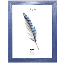 Bilderrahmen aus Holz mit Maserung in Blau, Format 18 mal 24 Zentimeter.