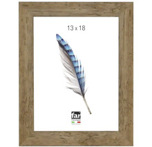Bilderrahmen aus Holz für Fotos im Format 13 mal 18 Zentimeter mit Federmotiv und far Logo.