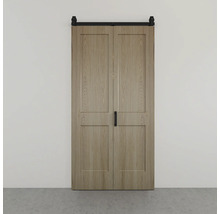 Double porte coulissante en bois avec veinage apparent et système de rail noir.