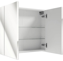 Geöffneter weisser Spiegelschrank fürs Badezimmer mit zwei Glaseinlegeböden und sichtbaren Scharnieren.