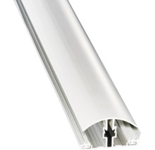 Profilé en aluminium pour rubans LED avec couvercle bombé pour montage.