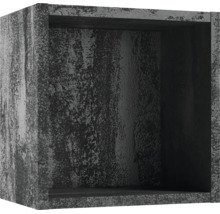 Quadratisches Wandregal in Würfelform mit strukturierter Oberfläche im Industrie-Stil.