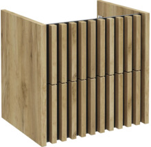 Meuble sous-vasque moderne aspect chêne avec une façade en lattes de bois verticales.