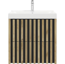 Meuble sous-vasque moderne aspect bois avec lamelles verticales, comprenant une vasque blanche et un robinet chromé.