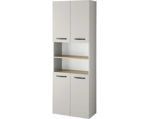 Armoire de cuisine haute avec quatre portes grises, poignées noires et deux étagères ouvertes en aspect bois clair.