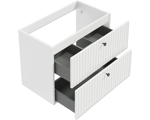 Waschtischunterschrank in Weiss mit zwei Schubladen in geriffelter Optik und kleinen schwarzen Knöpfen, leicht geöffnet.