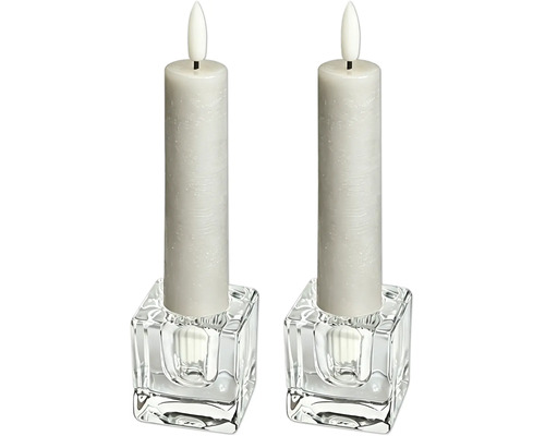 Deux bougies LED flambeaux dans des bougeoirs en verre carrés avec flamme réaliste.