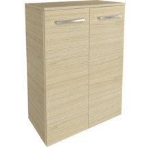 Armoire polyvalente à deux portes aspect chêne avec deux poignées barres argentées.