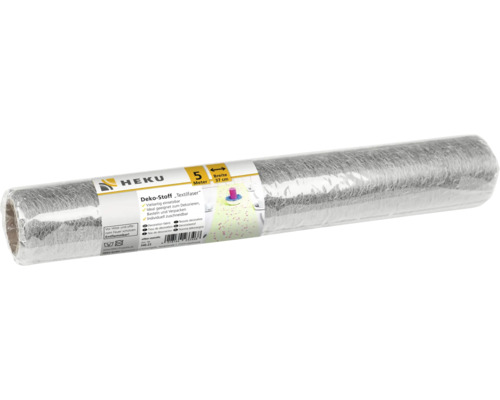 Un rouleau de tissu de décoration HEKU en fibres textiles argent métallisé, 5 mètres de long et 37 centimètres de large, idéal pour décorer.
